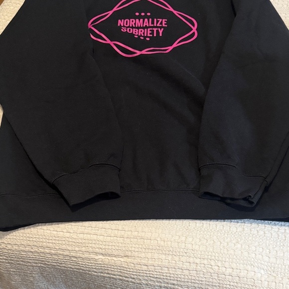 🆕Gildan Crewneck Sweatshirt with Custom Design. XXL. NWOT!💥💥 - Picture 3 of 3